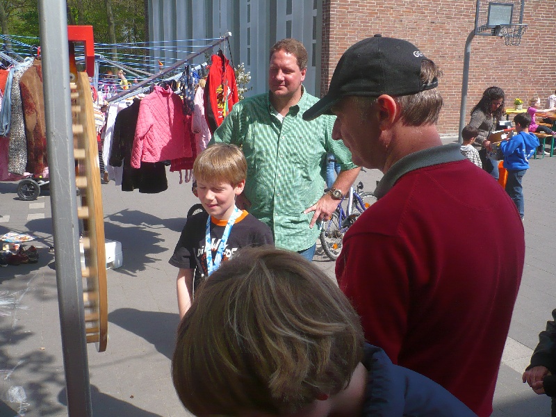 image026